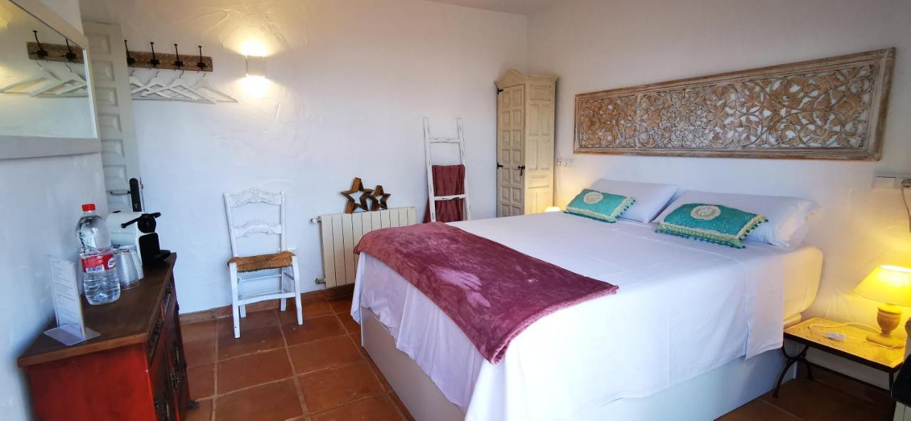 Roca Verde, Boutique Bed & Breakfast (Adults Only) アラウリン・デ・ラ・トレ エクステリア 写真