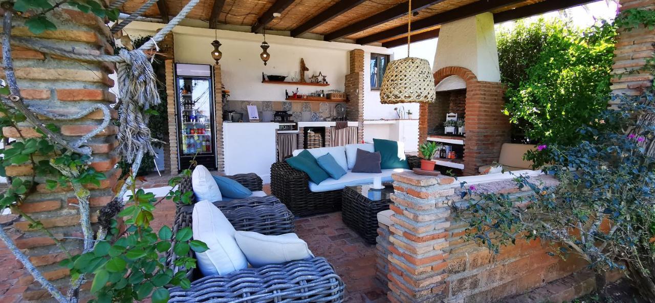 Roca Verde, Boutique Bed & Breakfast (Adults Only) アラウリン・デ・ラ・トレ エクステリア 写真