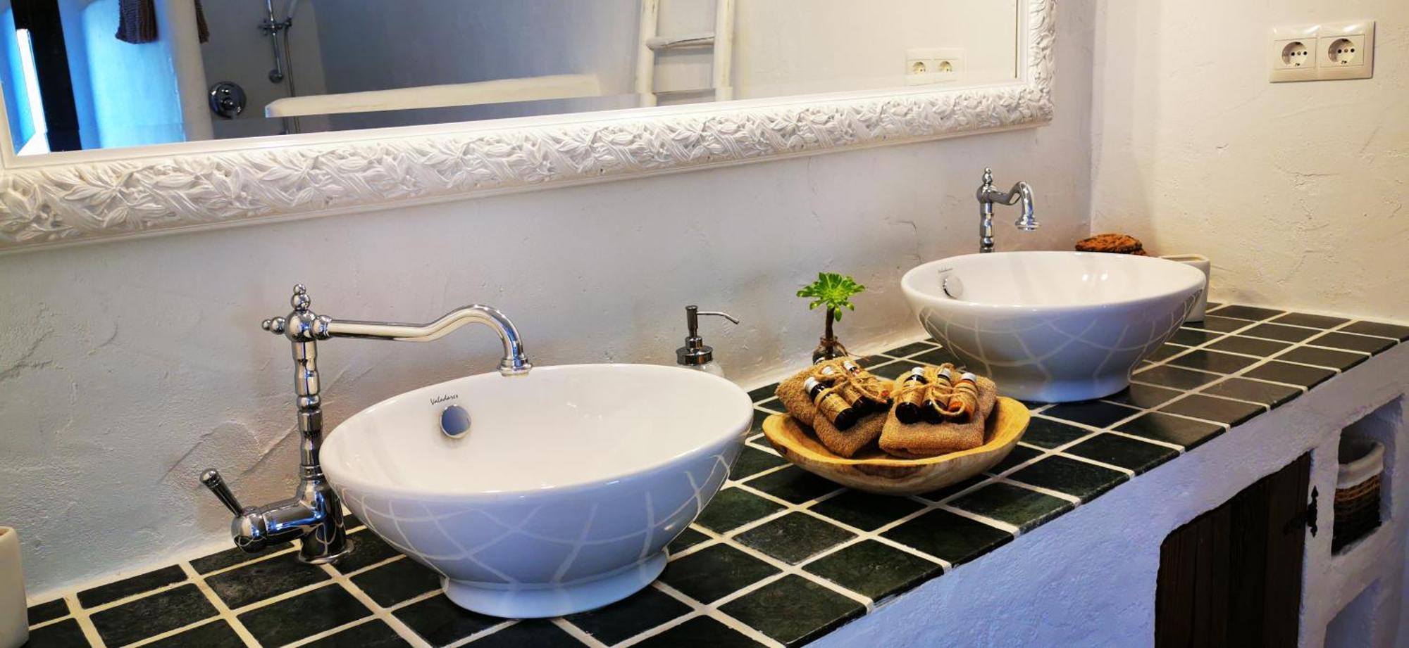 Roca Verde, Boutique Bed & Breakfast (Adults Only) アラウリン・デ・ラ・トレ 部屋 写真