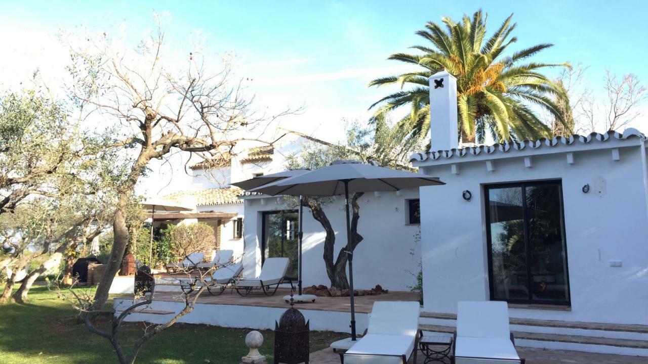 Roca Verde, Boutique Bed & Breakfast (Adults Only) アラウリン・デ・ラ・トレ エクステリア 写真